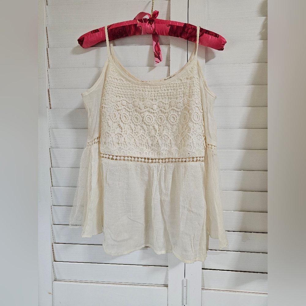 Rebelion again, Crochet Top
